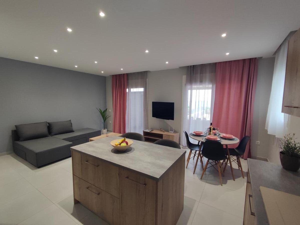 Nostalgia Apartment 아크앤젤로스 외부 사진